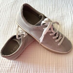 Rothy's Women's Lace Up Sneakers in Light Gray